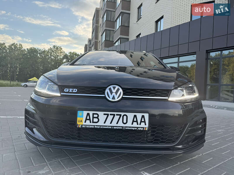 Универсал Volkswagen Golf 2018 в Виннице