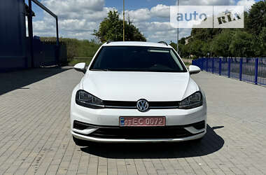 Універсал Volkswagen Golf 2019 в Калуші