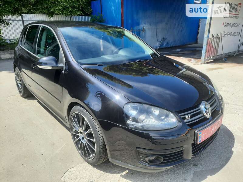 Хетчбек Volkswagen Golf 2008 в Калуші