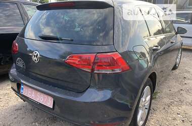 Хэтчбек Volkswagen Golf 2014 в Нововолынске