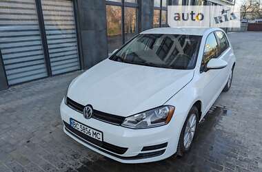 Хэтчбек Volkswagen Golf 2014 в Львове