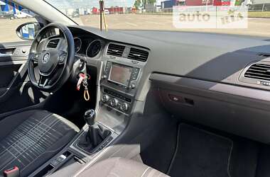 Хэтчбек Volkswagen Golf 2015 в Ковеле