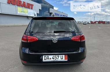 Хэтчбек Volkswagen Golf 2015 в Ковеле