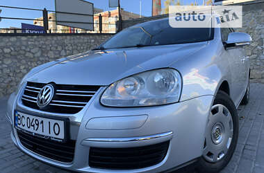 Універсал Volkswagen Golf 2009 в Тернополі