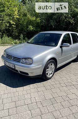 Хэтчбек Volkswagen Golf 2000 в Львове