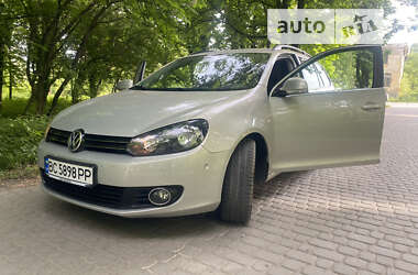 Универсал Volkswagen Golf 2010 в Рава-Русской