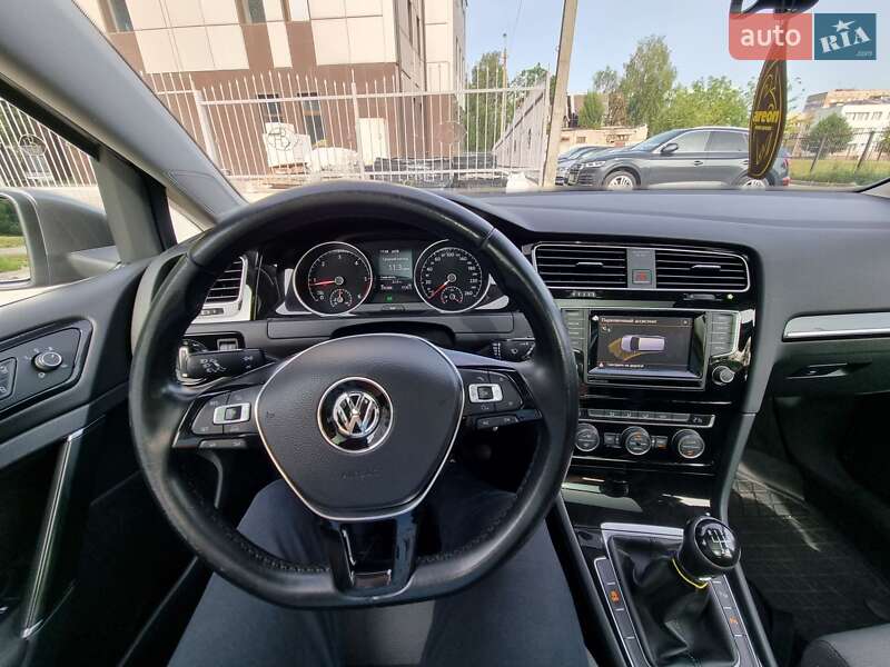 Универсал Volkswagen Golf 2015 в Виннице фото 26 Универсал Volkswagen Golf 2015 в Виннице