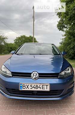 Хетчбек Volkswagen Golf 2015 в Хмельницькому