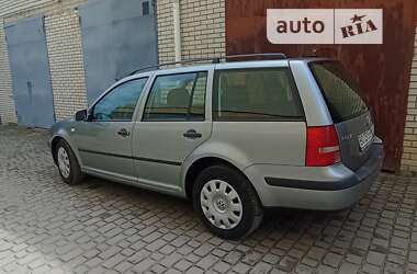 Універсал Volkswagen Golf 2003 в Тернополі