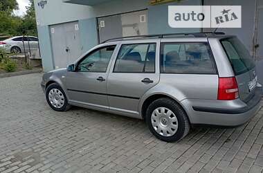 Універсал Volkswagen Golf 2003 в Тернополі