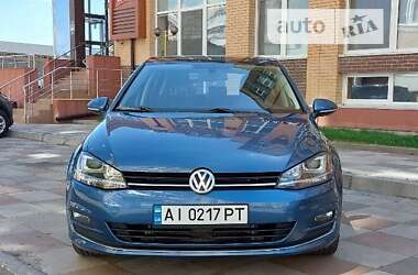 Хетчбек Volkswagen Golf 2014 в Києві