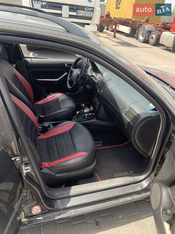 Универсал Volkswagen Golf 2001 в Крюковщине