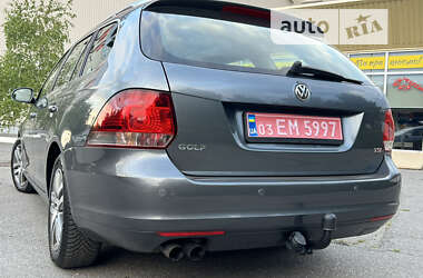 Универсал Volkswagen Golf 2011 в Полтаве