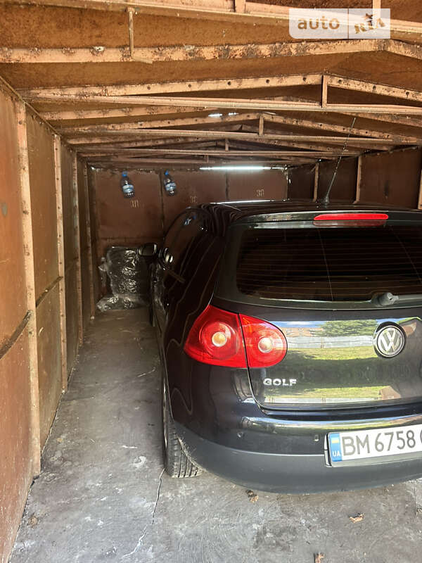 Хэтчбек Volkswagen Golf 2007 в Конотопе