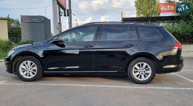 Универсал Volkswagen Golf 2016 в Днепре