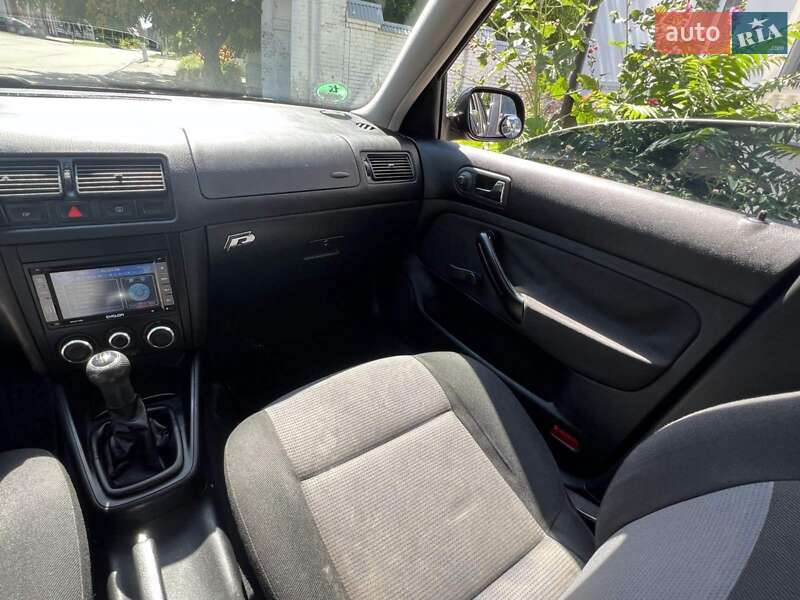 Хэтчбек Volkswagen Golf 2000 в Полтаве