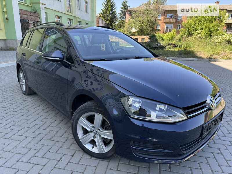 Універсал Volkswagen Golf 2015 в Ромнах