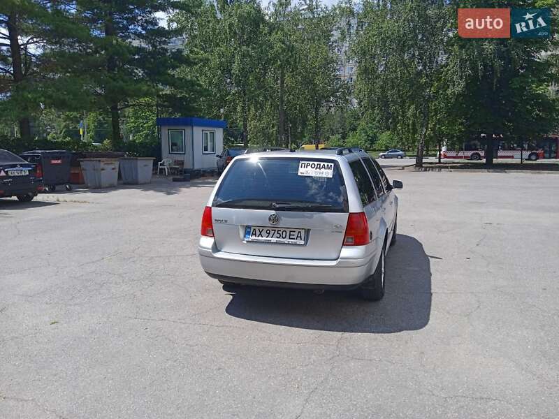 Універсал Volkswagen Golf 2005 в Ужгороді