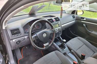 Хэтчбек Volkswagen Golf 2007 в Ивано-Франковске