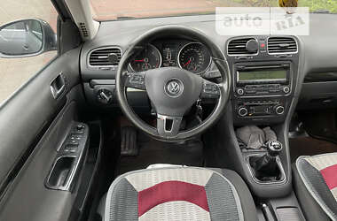 Универсал Volkswagen Golf 2009 в Косове