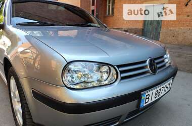 Хетчбек Volkswagen Golf 2001 в Полтаві