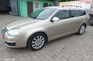 Универсал Volkswagen Golf 2009 в Червонограде