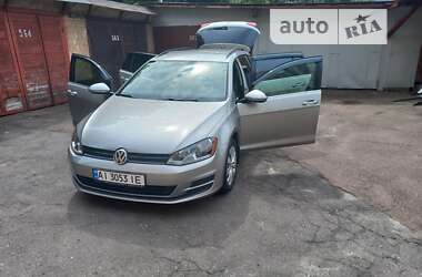 Универсал Volkswagen Golf 2015 в Киеве