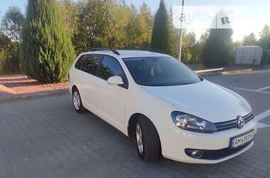 Универсал Volkswagen Golf 2012 в Житомире