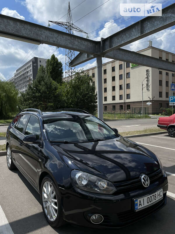 Универсал Volkswagen Golf 2012 в Киеве