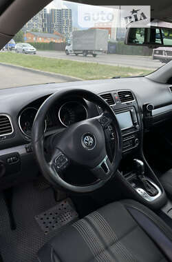 Универсал Volkswagen Golf 2012 в Киеве