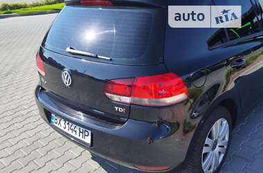 Хэтчбек Volkswagen Golf 2010 в Хмельницком