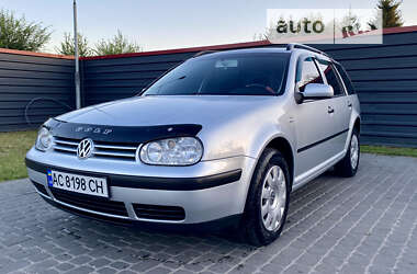 Универсал Volkswagen Golf 2002 в Ковеле