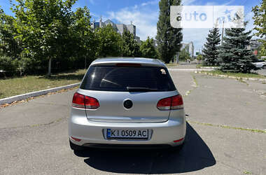 Хетчбек Volkswagen Golf 2009 в Києві