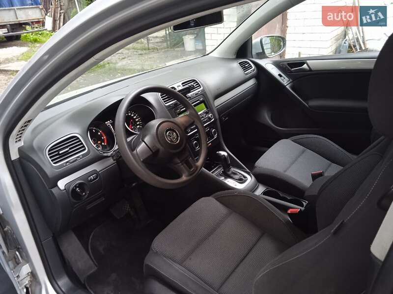 Хэтчбек Volkswagen Golf 2013 в Харькове