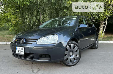 Хетчбек Volkswagen Golf 2006 в Запоріжжі