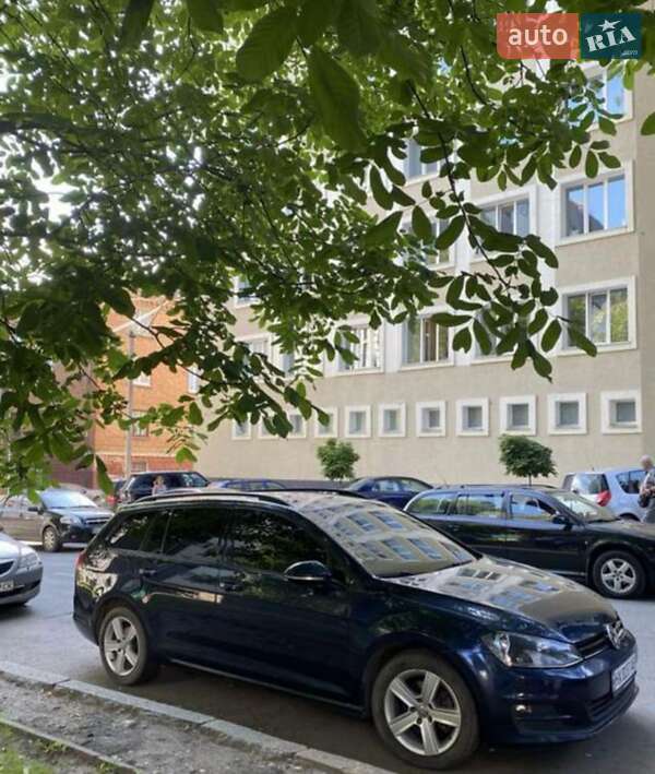 Универсал Volkswagen Golf 2013 в Шепетовке