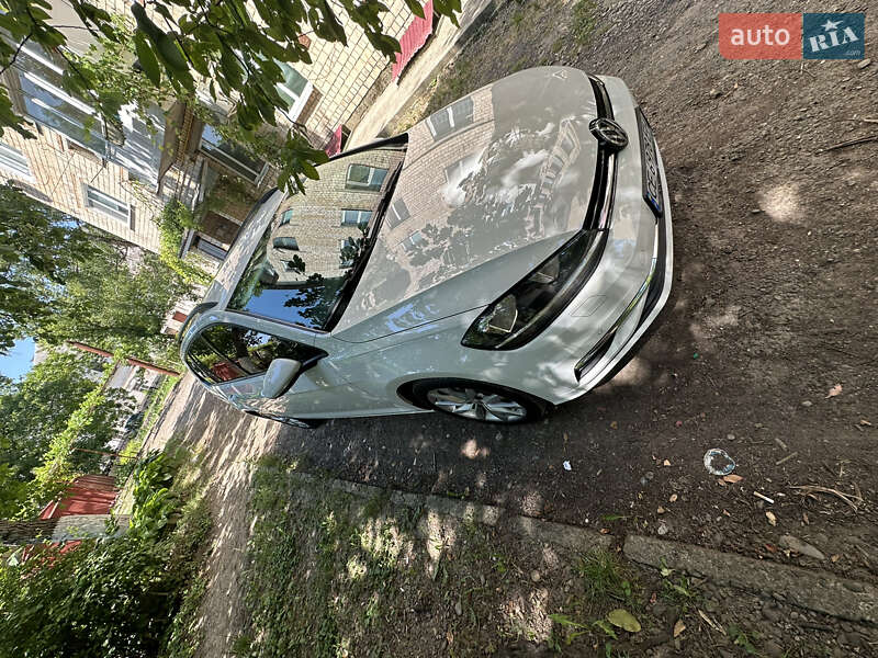 Универсал Volkswagen Golf 2018 в Хотине