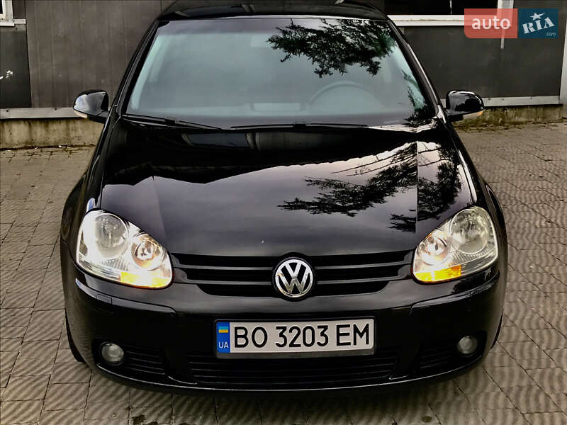 Хэтчбек Volkswagen Golf 2006 в Тернополе