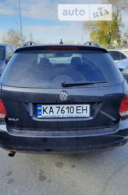 Универсал Volkswagen Golf 2010 в Киеве