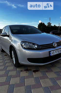 Хэтчбек Volkswagen Golf 2010 в Гайсине