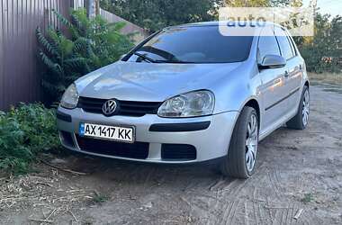 Хэтчбек Volkswagen Golf 2005 в Харькове