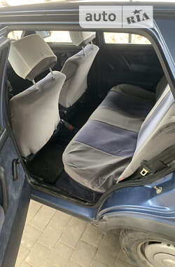 Хетчбек Volkswagen Golf 1989 в 