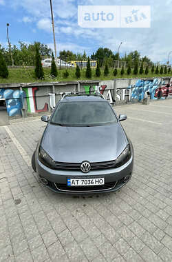 Универсал Volkswagen Golf 2009 в Бурштыне