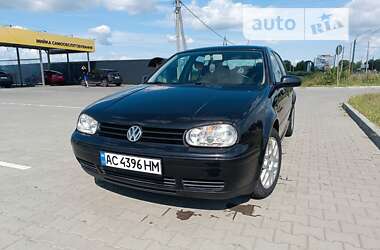 Хэтчбек Volkswagen Golf 2001 в Луцке