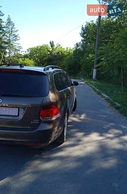 Универсал Volkswagen Golf 2011 в 