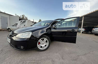 Хэтчбек Volkswagen Golf 2006 в Кривом Роге