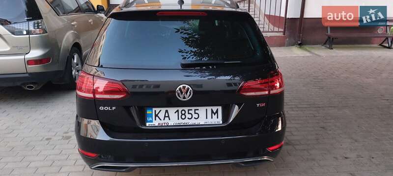 Универсал Volkswagen Golf 2017 в Киеве