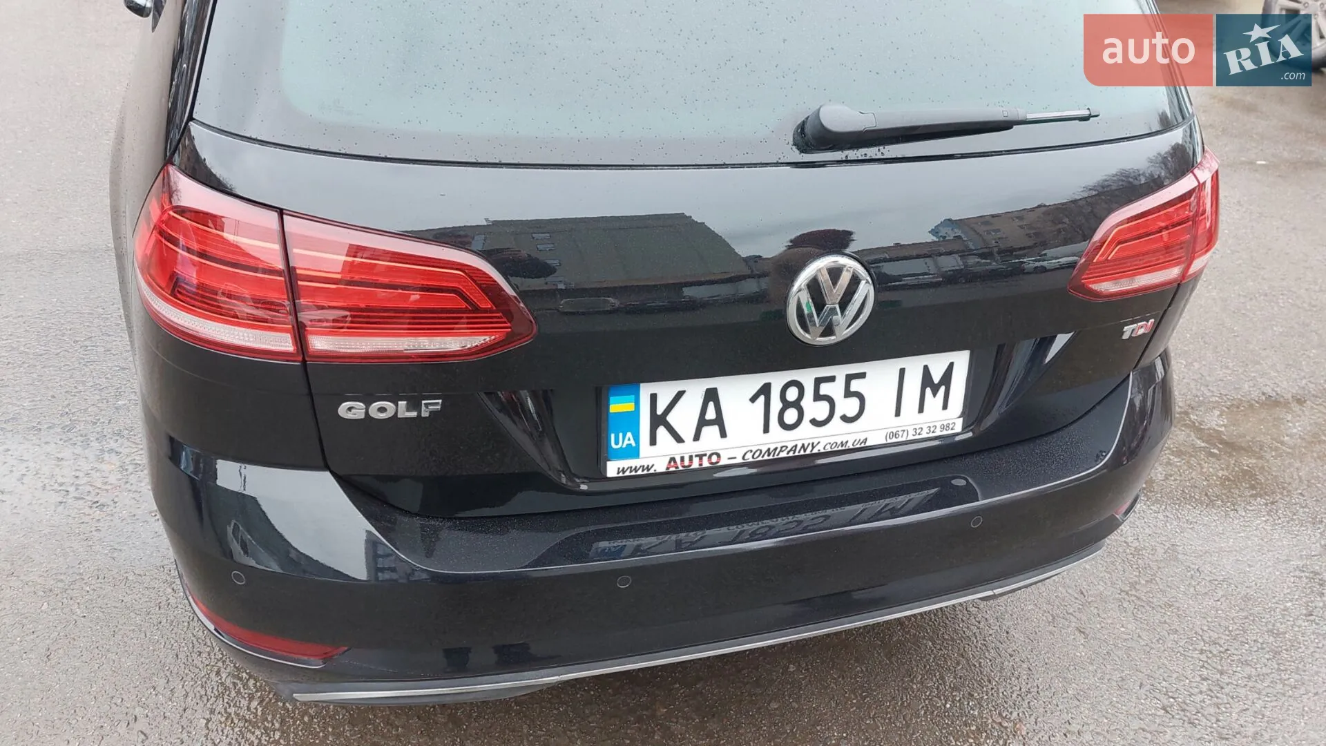 Volkswagen Golf 2017 VIN WVWZZZAUZHP750875 фото оголошення 30 з 50