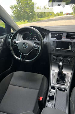 Хетчбек Volkswagen Golf 2013 в Луцьку