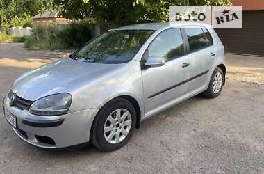 Хэтчбек Volkswagen Golf 2004 в Харькове